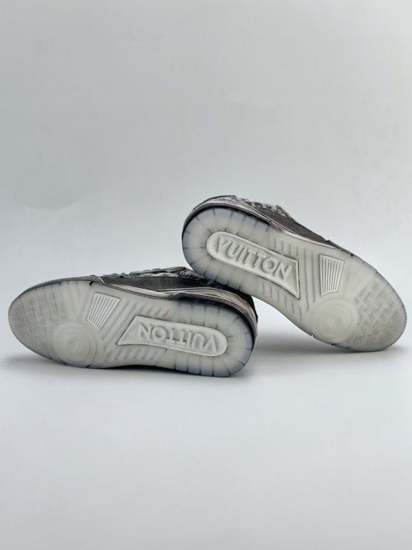 LV TRAINER 004 - Image 4